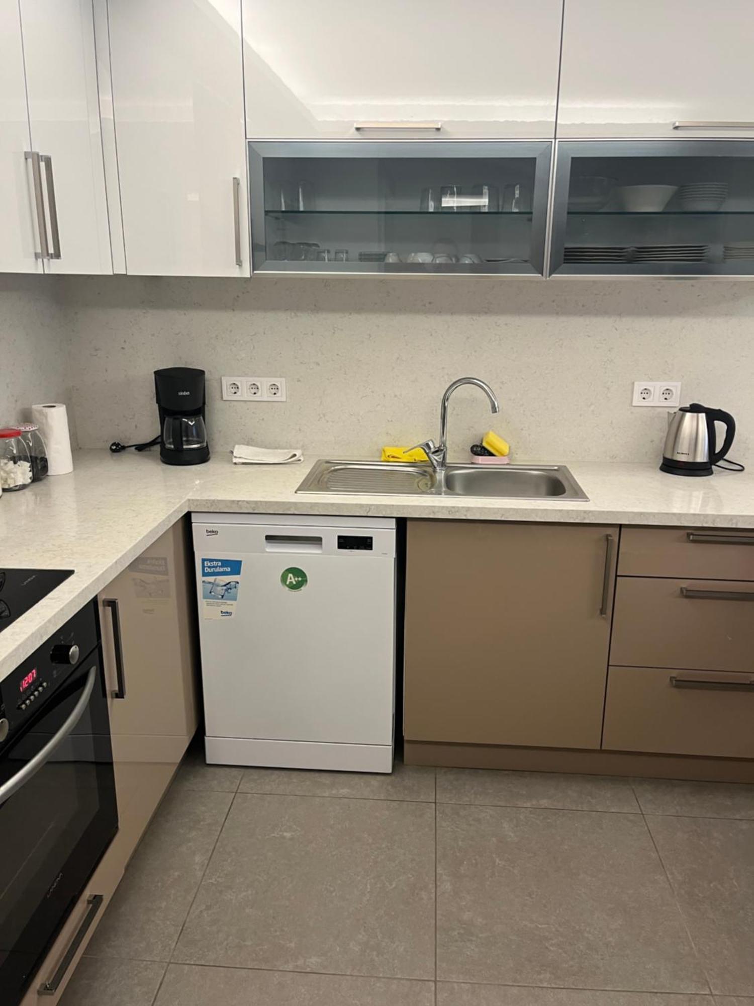 Comfy Flat Hgyhomes1101 Close To The Memoriall Hospital * Provincia di Istanbul